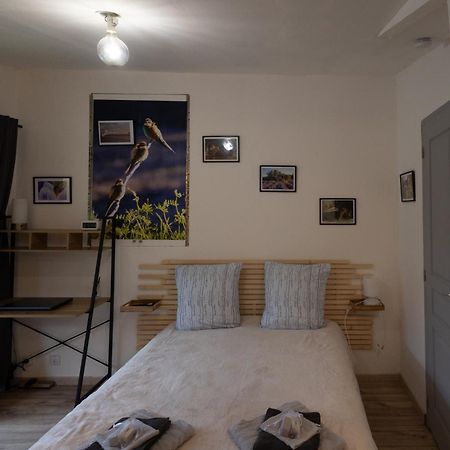 Studio Dans Le Luberon Cereste Екстер'єр фото